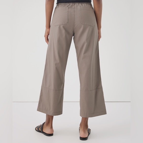 PACT Women's Daily Twill Crop Pant light Brown size Large - Picture 2 of 11